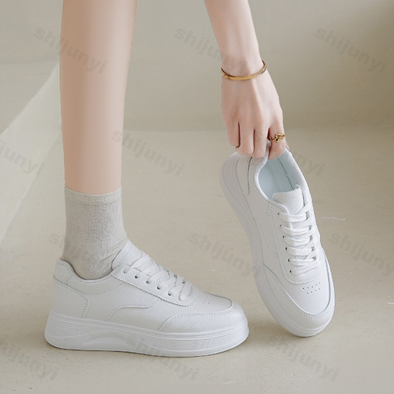 Scarpe bianche da donna 2025 A - Casual Sneaker Low recensione e prezzo