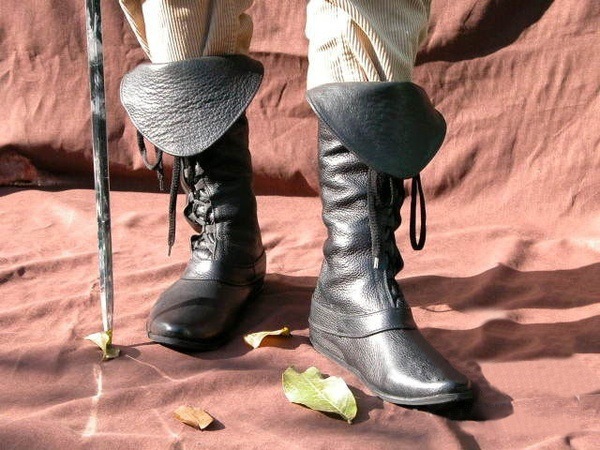 Stivali Vittoriani Rinasciment - Men'S Shoes Louis Vuitton recensione e prezzo